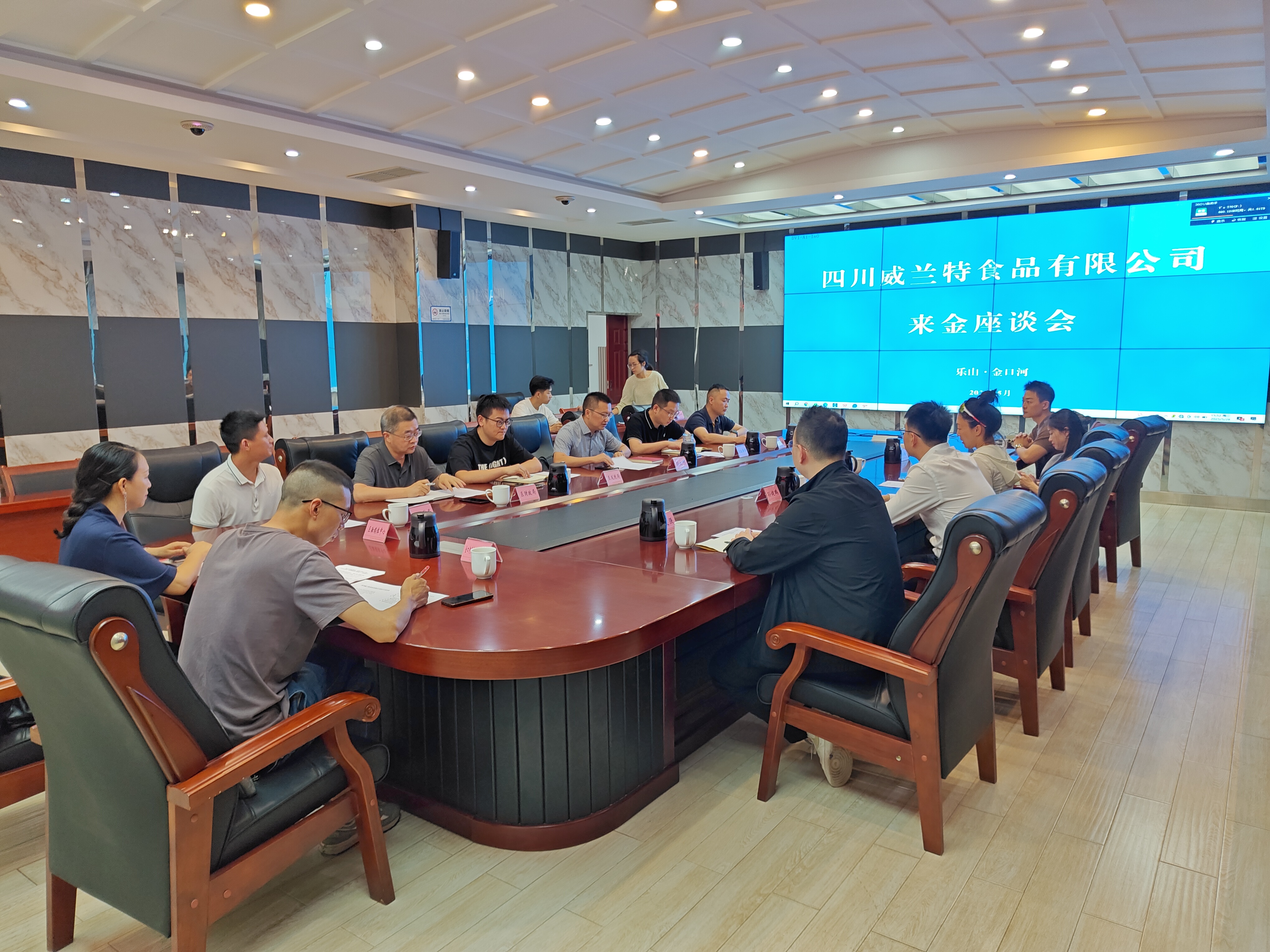 3bdba0bc41e2d5a77b30a8d8d290583