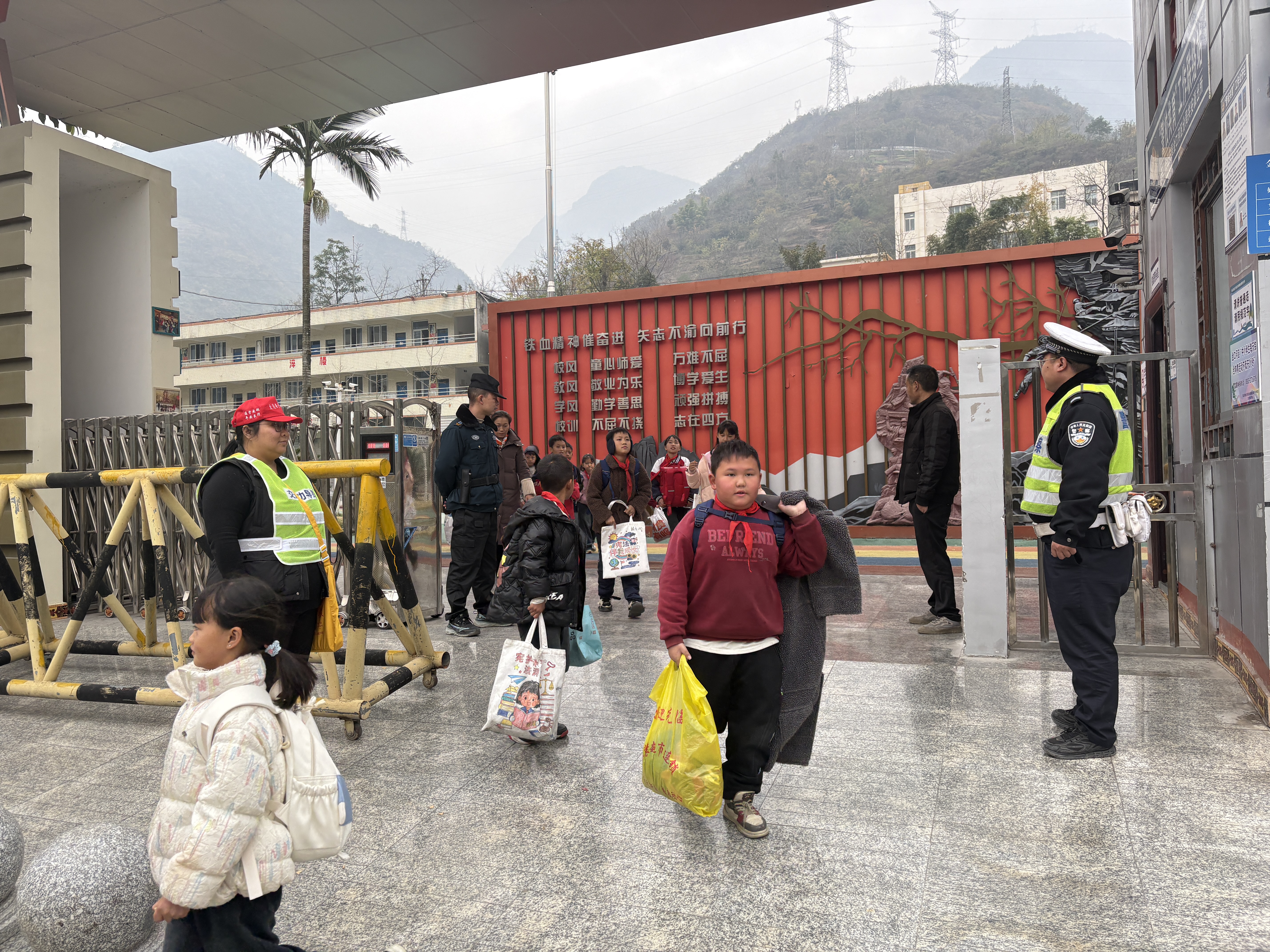 微信图片_2025-12-20_114238_225